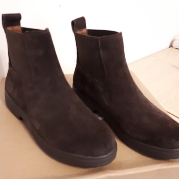 Lucky Brand Ankle Chelsea Boots Suede 6.5M Dark Brown - Picture 2 of 4